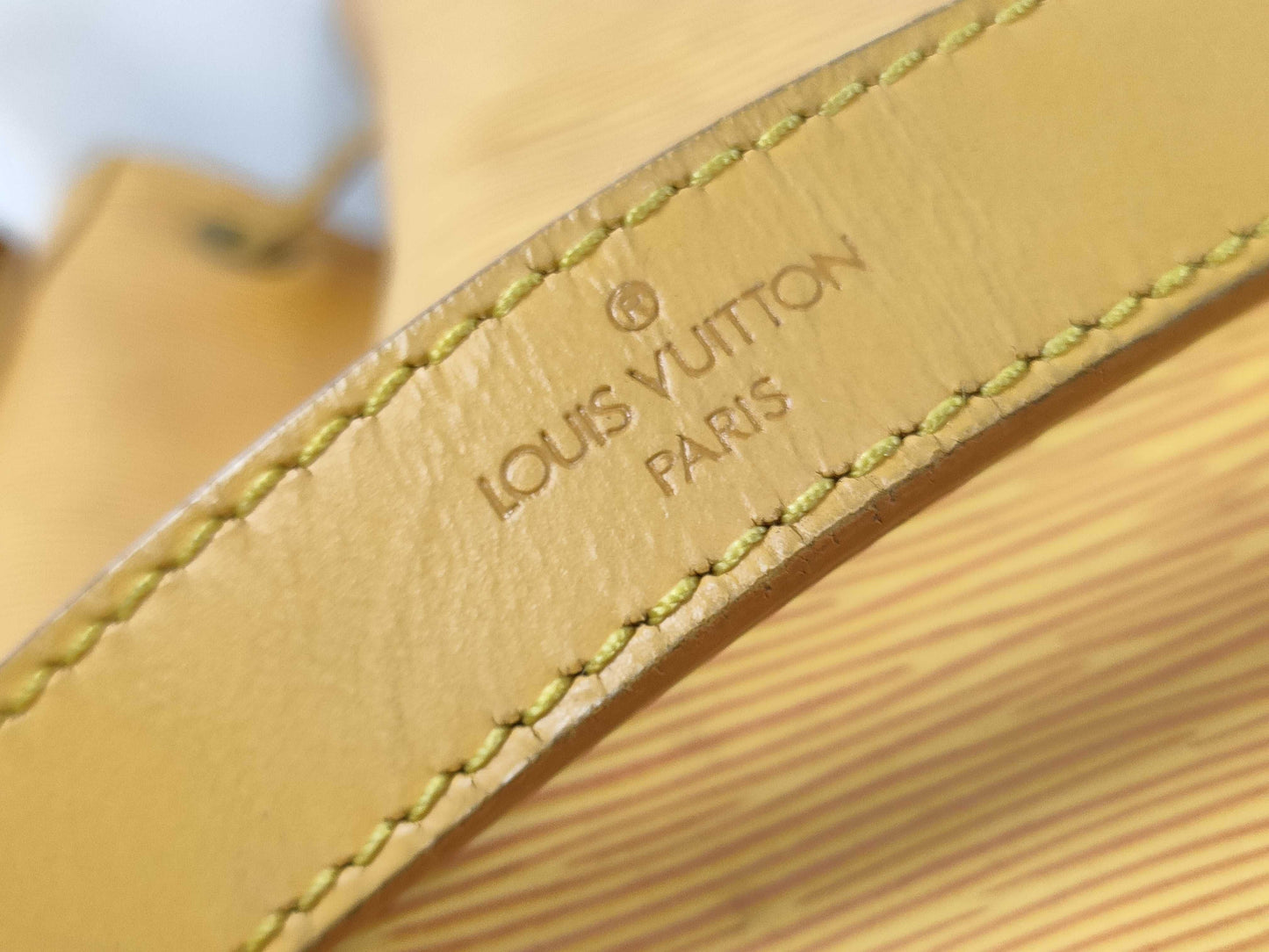 LOUIS VUITTON AR 0945 RFID Unverifiable Epi Louis Vuitton Epi Noe M44009 Shoulder Bag