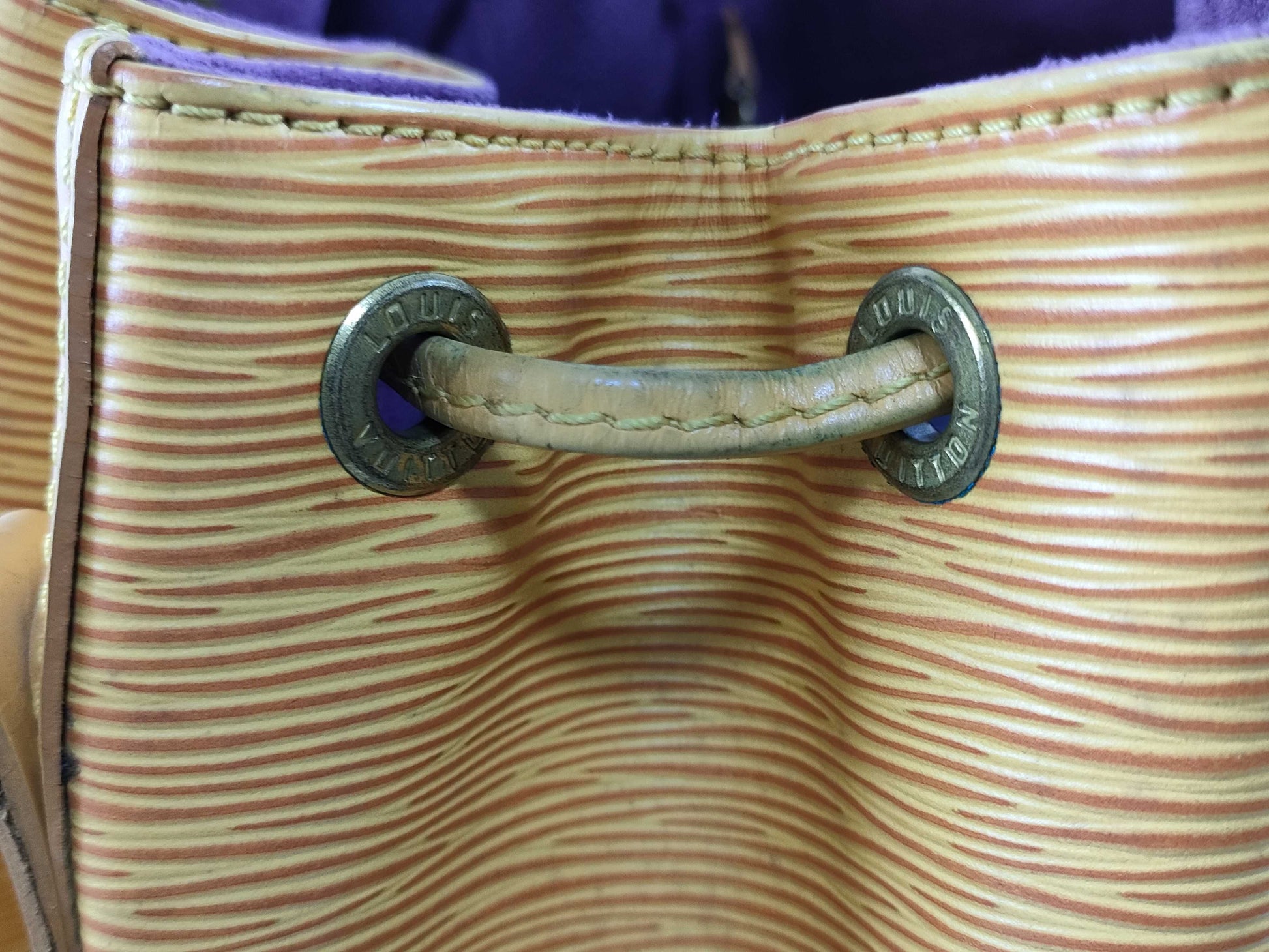 LOUIS VUITTON AR 0945 RFID Unverifiable Epi Louis Vuitton Epi Noe M44009 Shoulder Bag