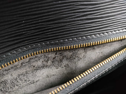 LOUIS VUITTON SR 1918 RFID Unverifiable Epi Leather LOUIS VUITTON Monceau M52122 Handbag