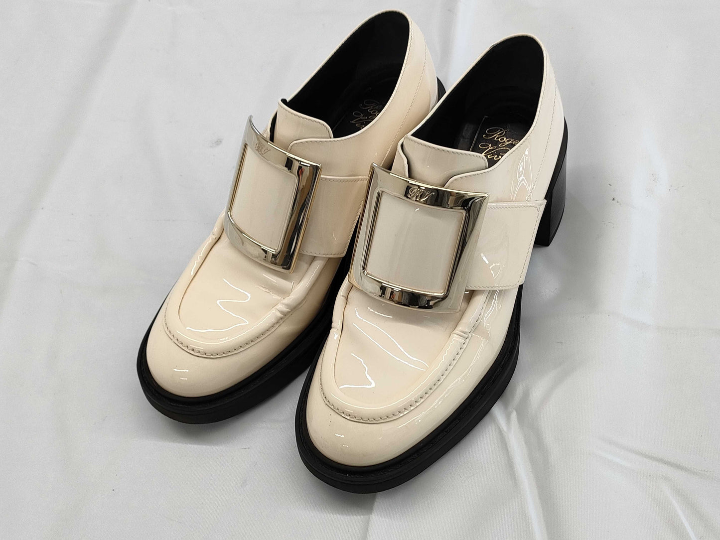 ROGER VIVIER Roger Vivier Vivranger Patent Loafers White Size 35.5
