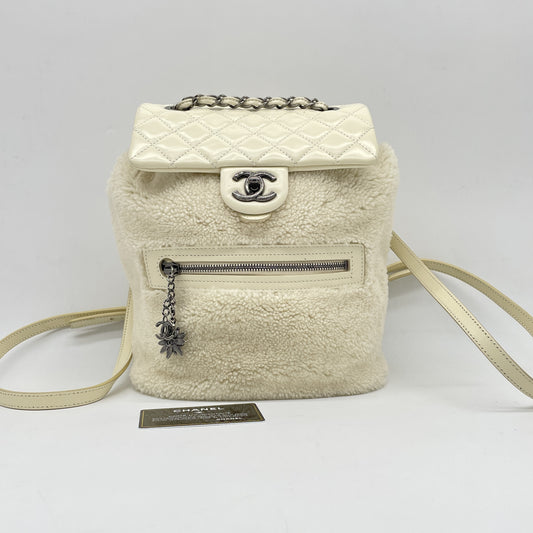 CHANEL CHANEL Matelasse Mouton Backpack No. 21 Backpack