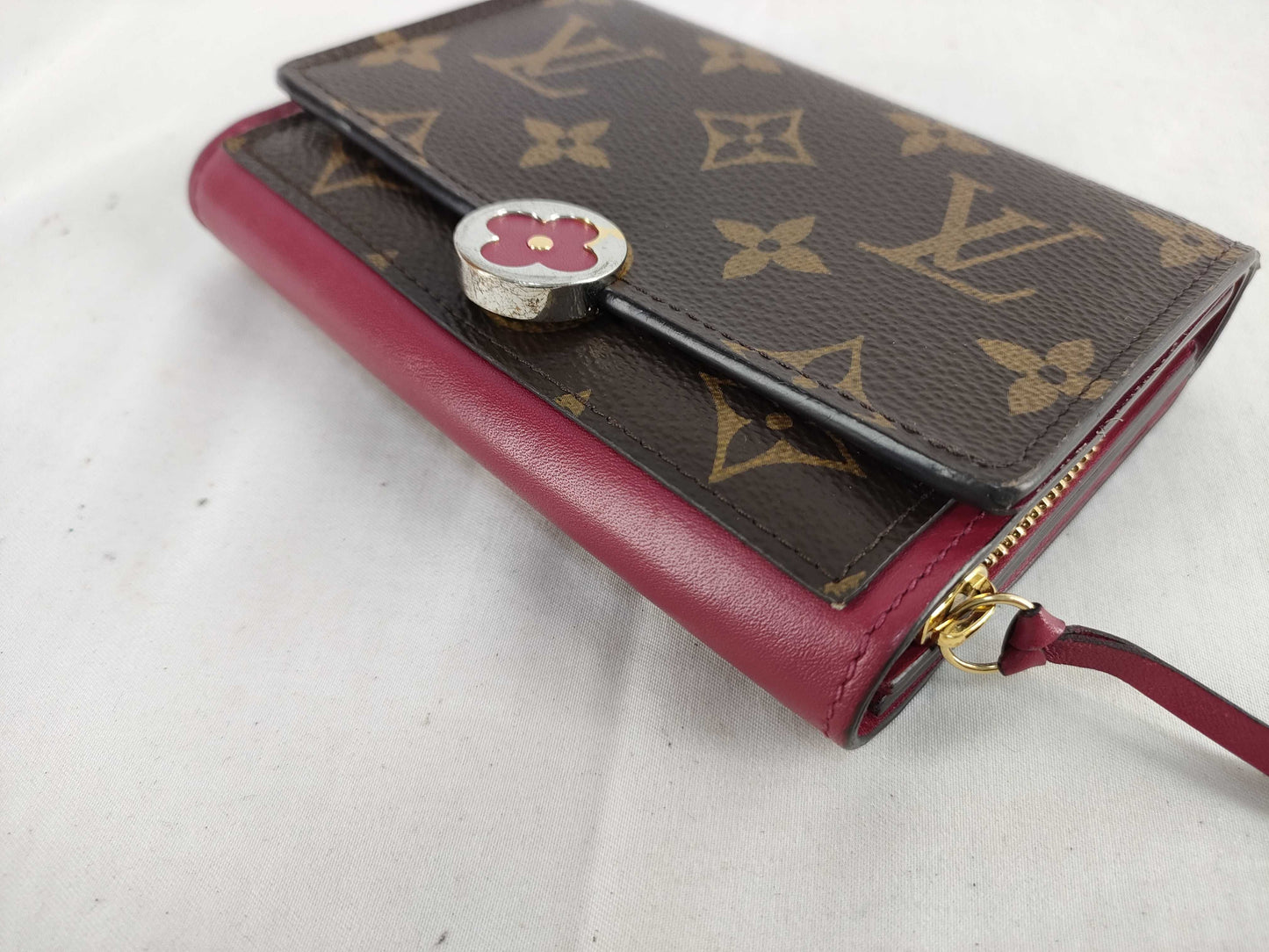 LOUIS VUITTON Louis Vuitton Monogram Porte-Feuille Flor Wallet