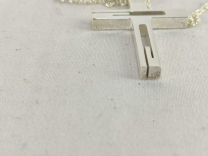 GUCCI GG Cross Silver Necklace