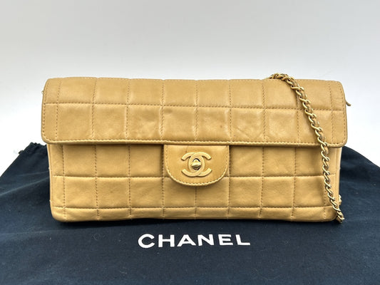 CHANEL CHANEL Chocolate Bar Beige Shoulder Bag with Seal and Shop Seal