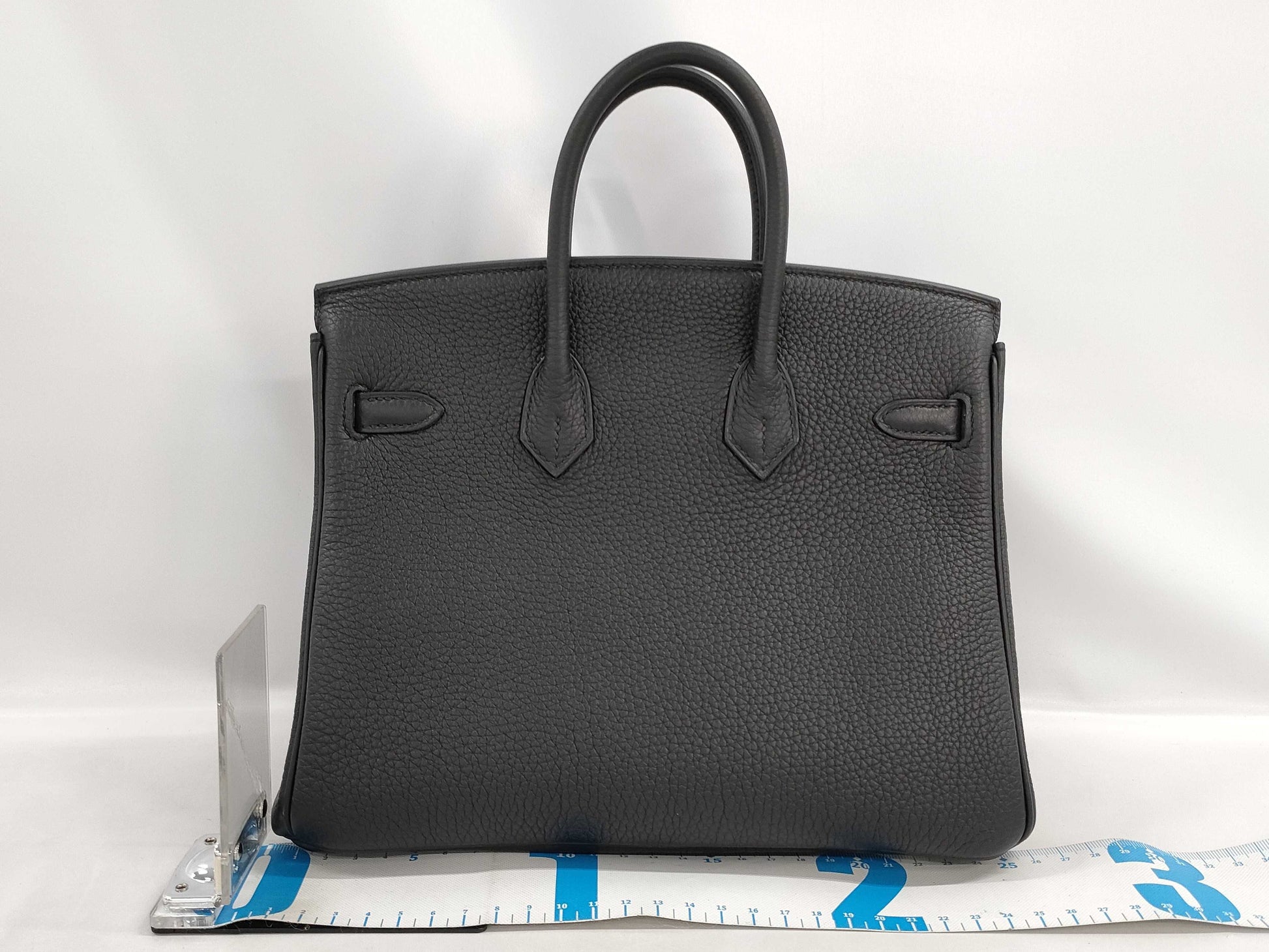HERMES Birkin 25 Togo Black Gold Hardware Z Stamp Black Noir Handbag