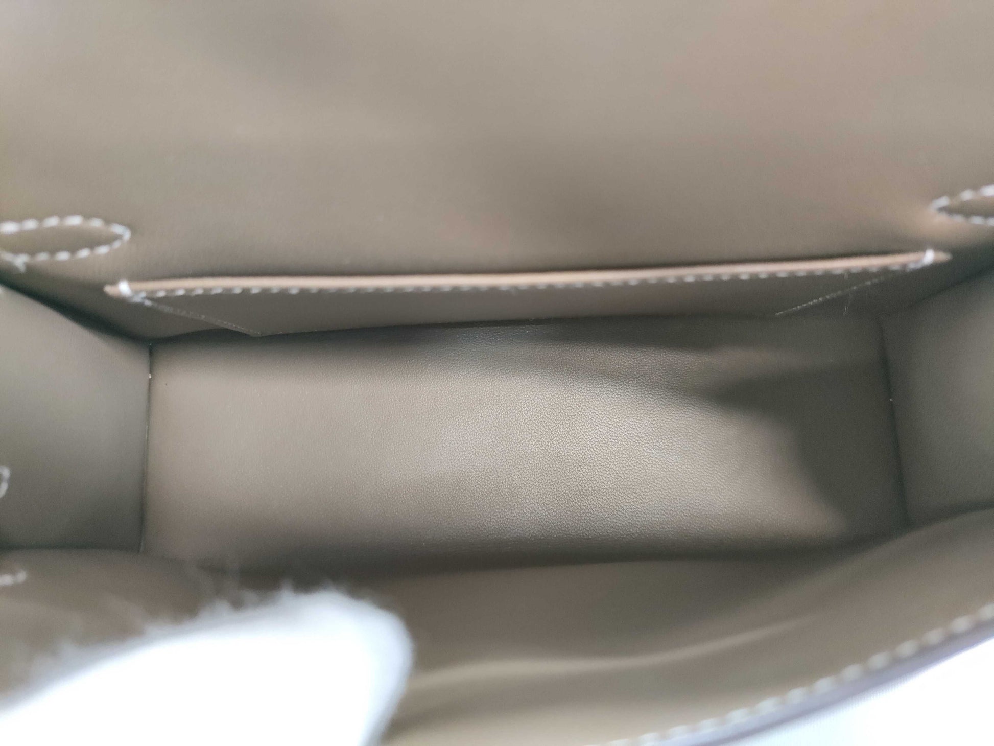 HERMES Mini Kelly II Etoupe Epsom Gold Hardware B Stamp Handbag