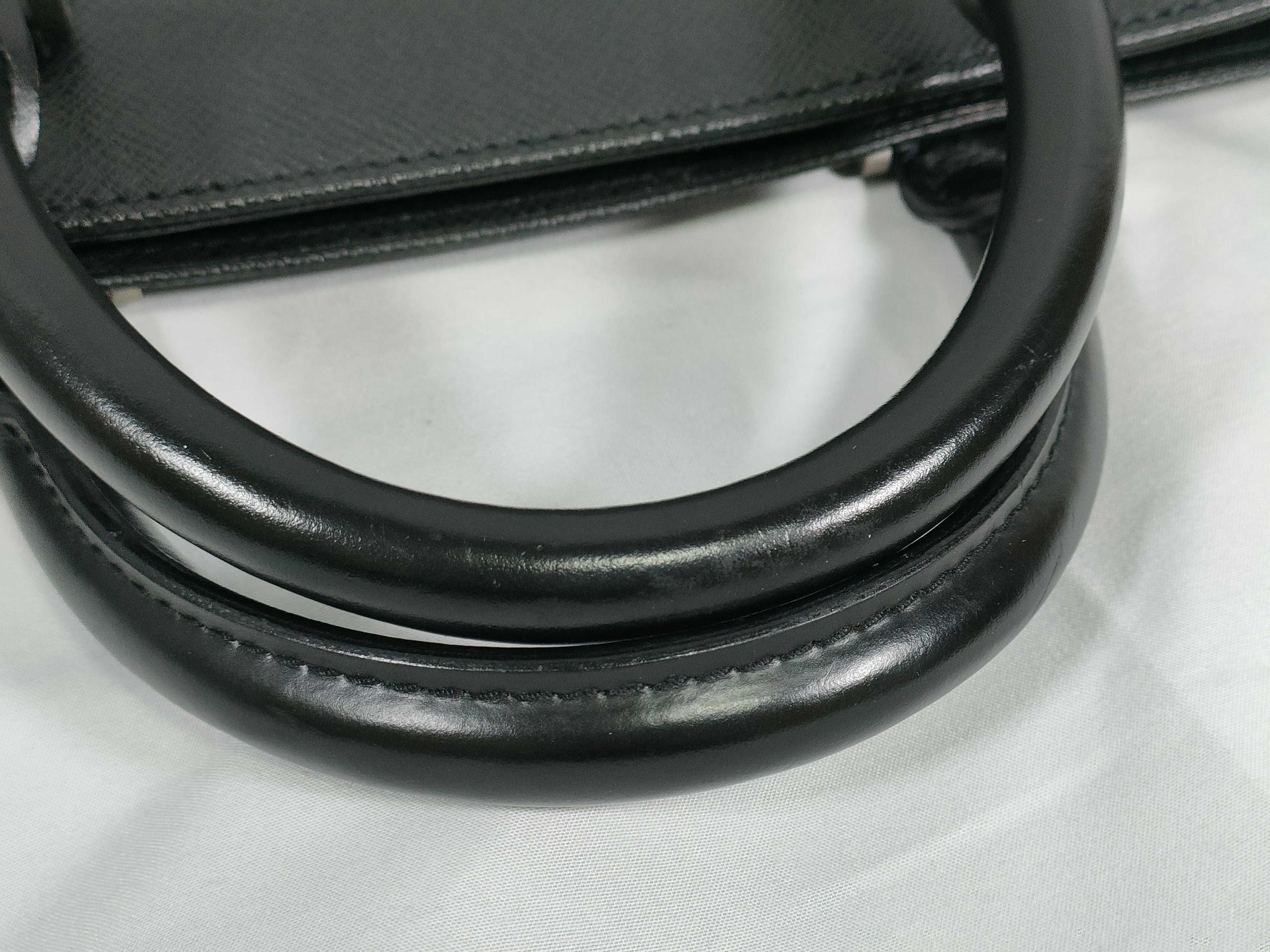 LOUIS VUITTON Taiga Porte-Document Rosan M30052 VI1025 Black Business Bag