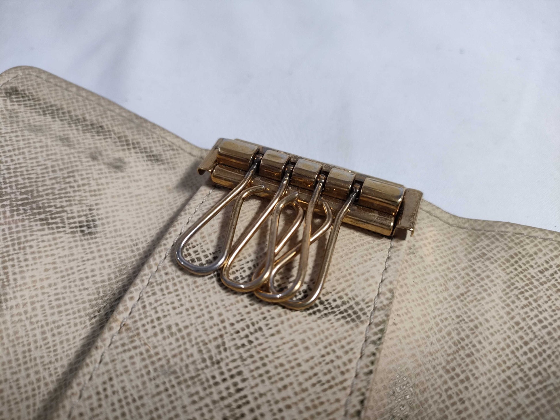 LOUIS VUITTON Damier Azur Key Case/Key Holder
