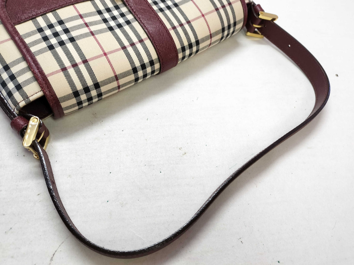 BURBERRY Burberry Shoulder Bag Bordeaux Shoulder Bag