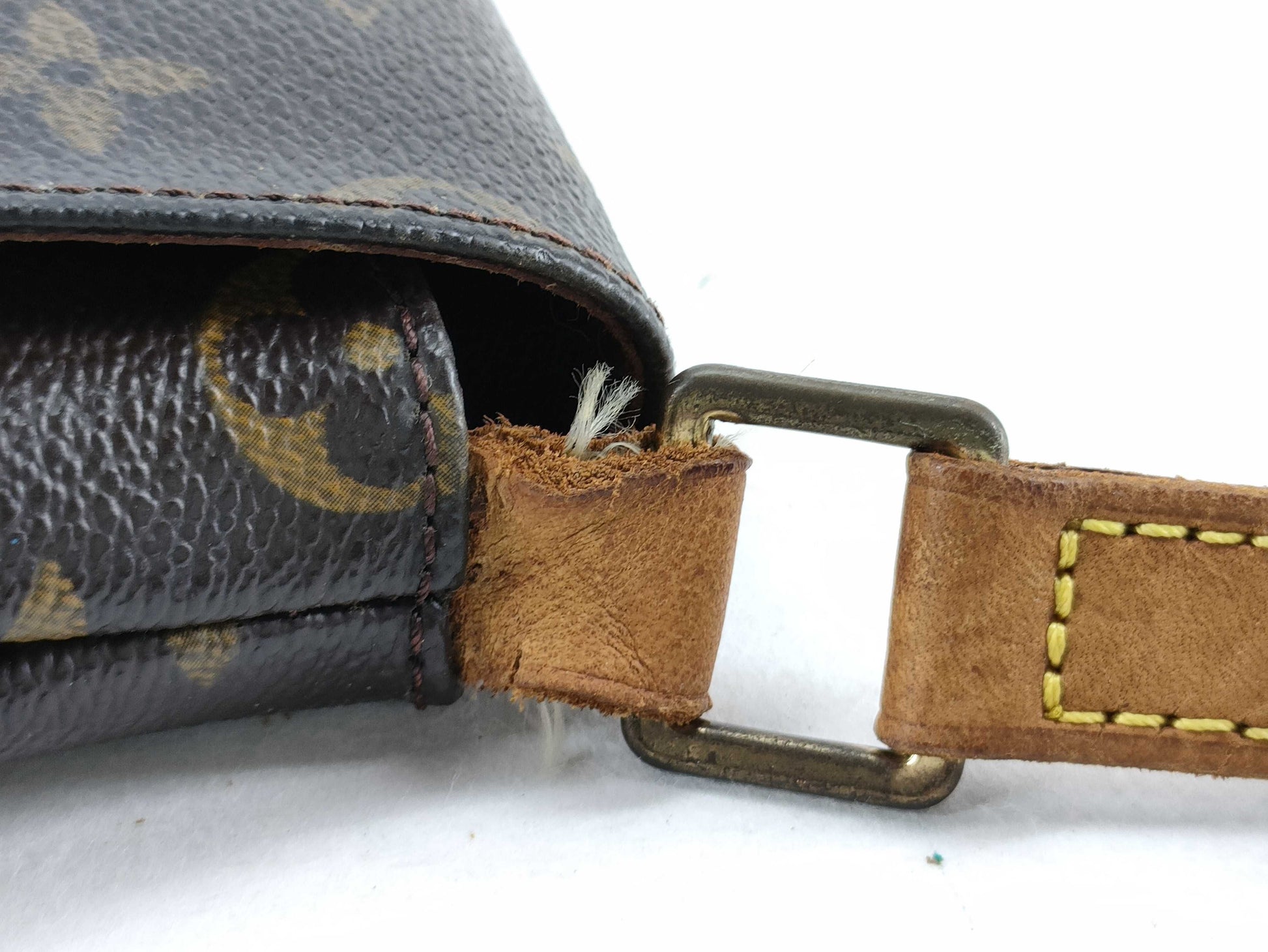 LOUIS VUITTON Louis Vuitton Musette Tango Z5648 Shoulder Bag