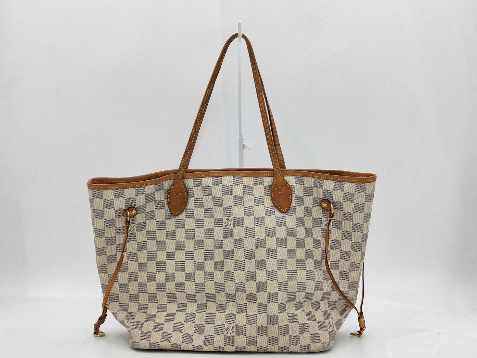 LOUIS VUITTON Neverfull Tote Bag