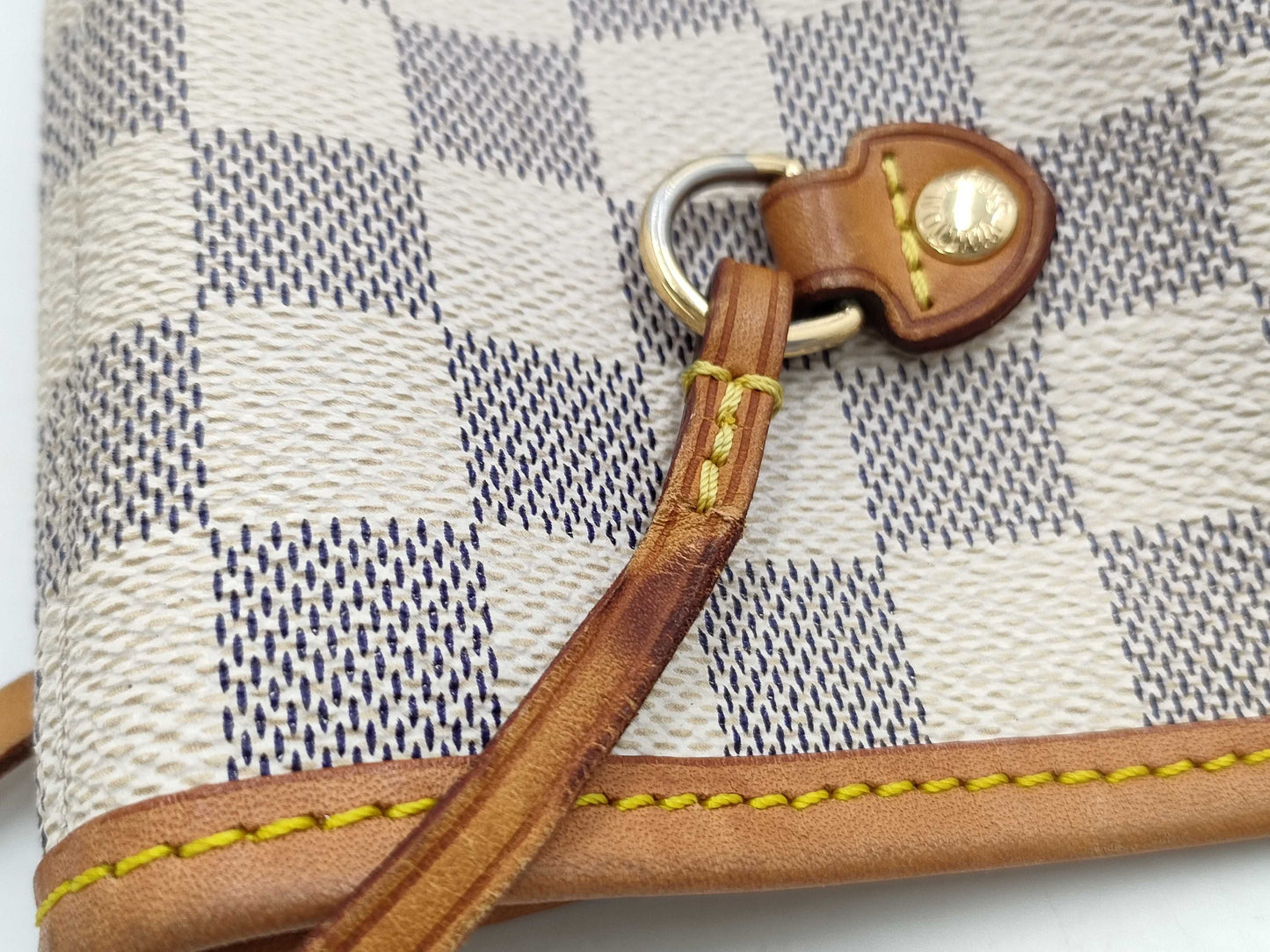 LOUIS VUITTON Neverfull Tote Bag