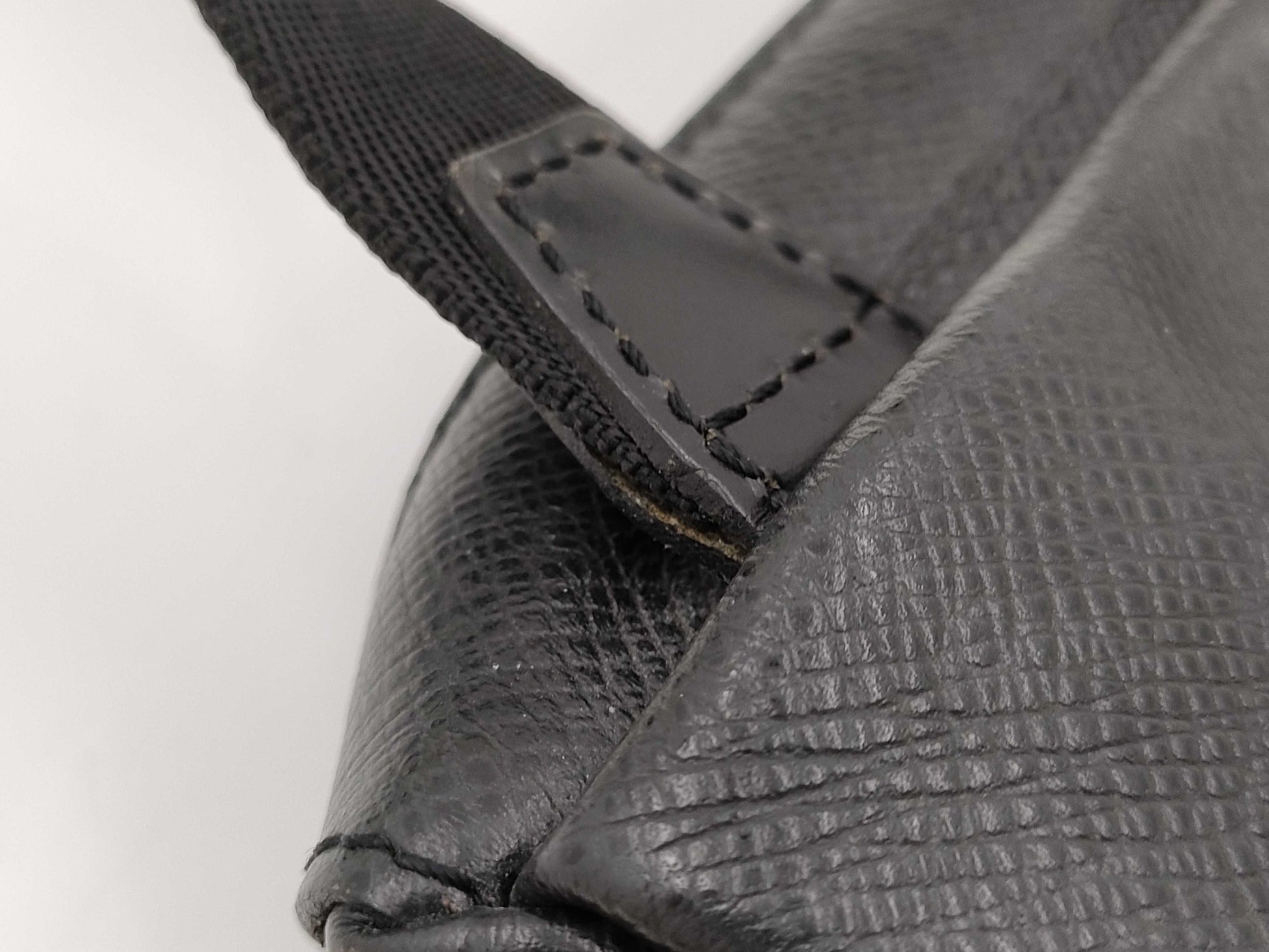 LOUIS VUITTON Sayan Ardoise Shoulder Bag