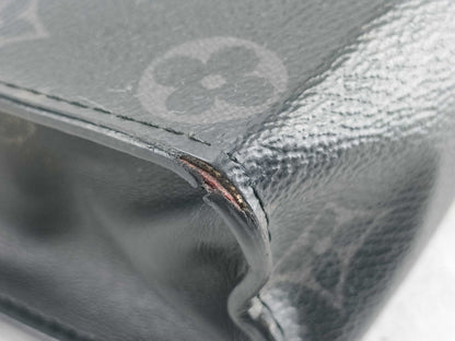 LOUIS VUITTON ID - Louis Vuitton Bag Pochette Cartoon Voyage MM Monogram Canvas 26cm #withNFC Second Bag