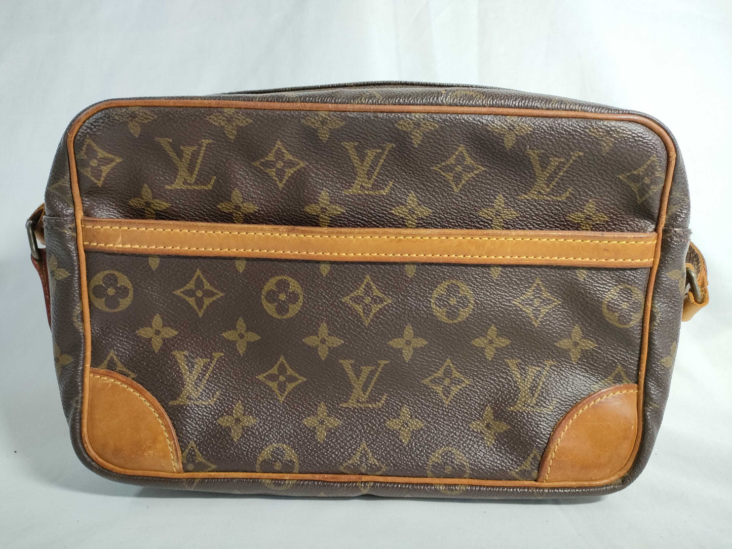 LOUIS VUITTON Trocadero 27 Monogram NO1089 Shoulder Bag