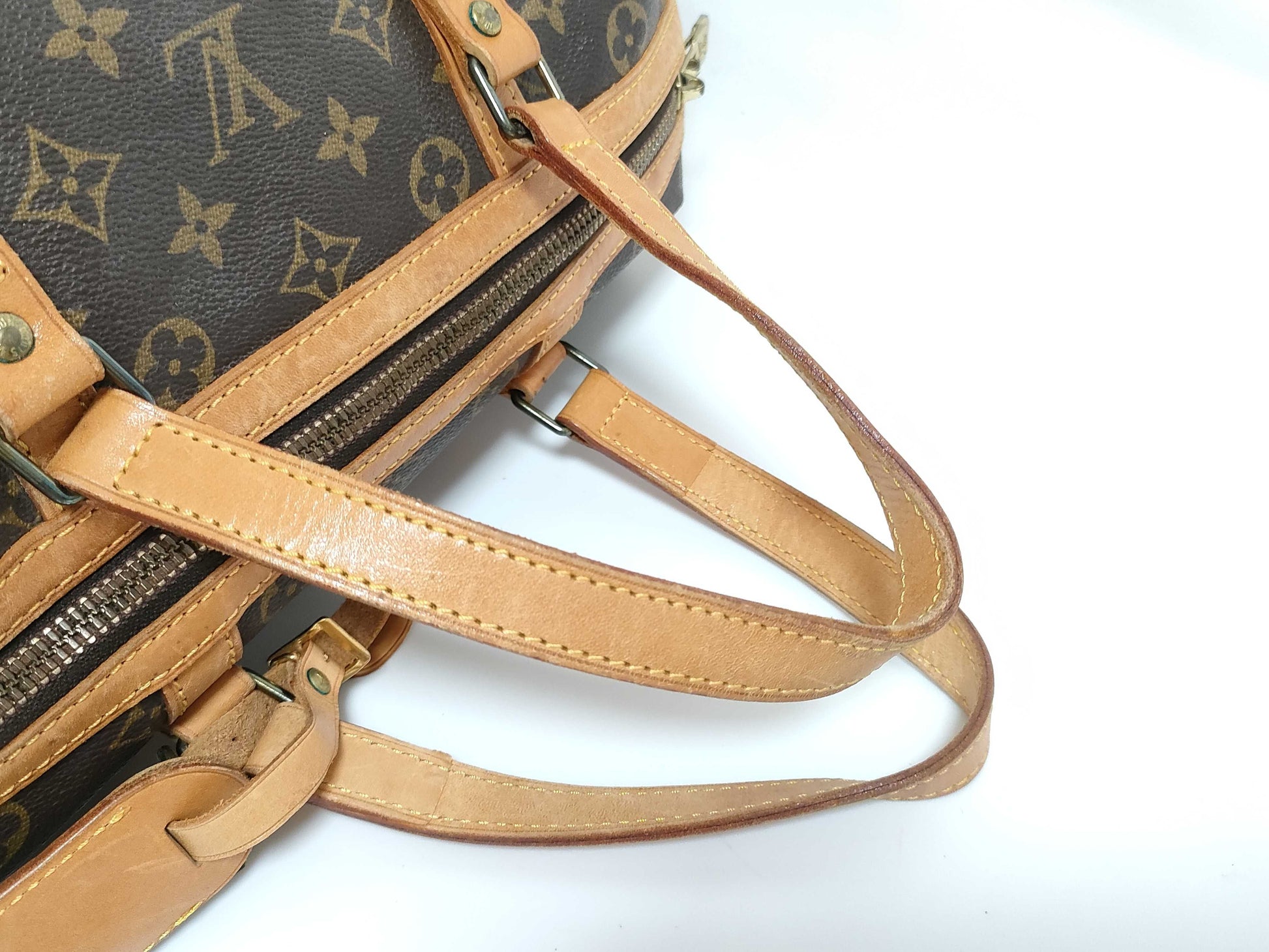 LOUIS VUITTON LV Monogram Saxophone Stool 35 M41626 852 Boston Bag