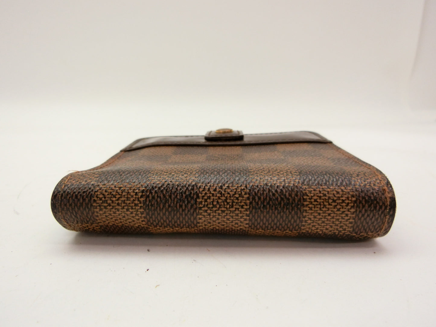 LOUIS VUITTON Damier Compact Zip Wallet