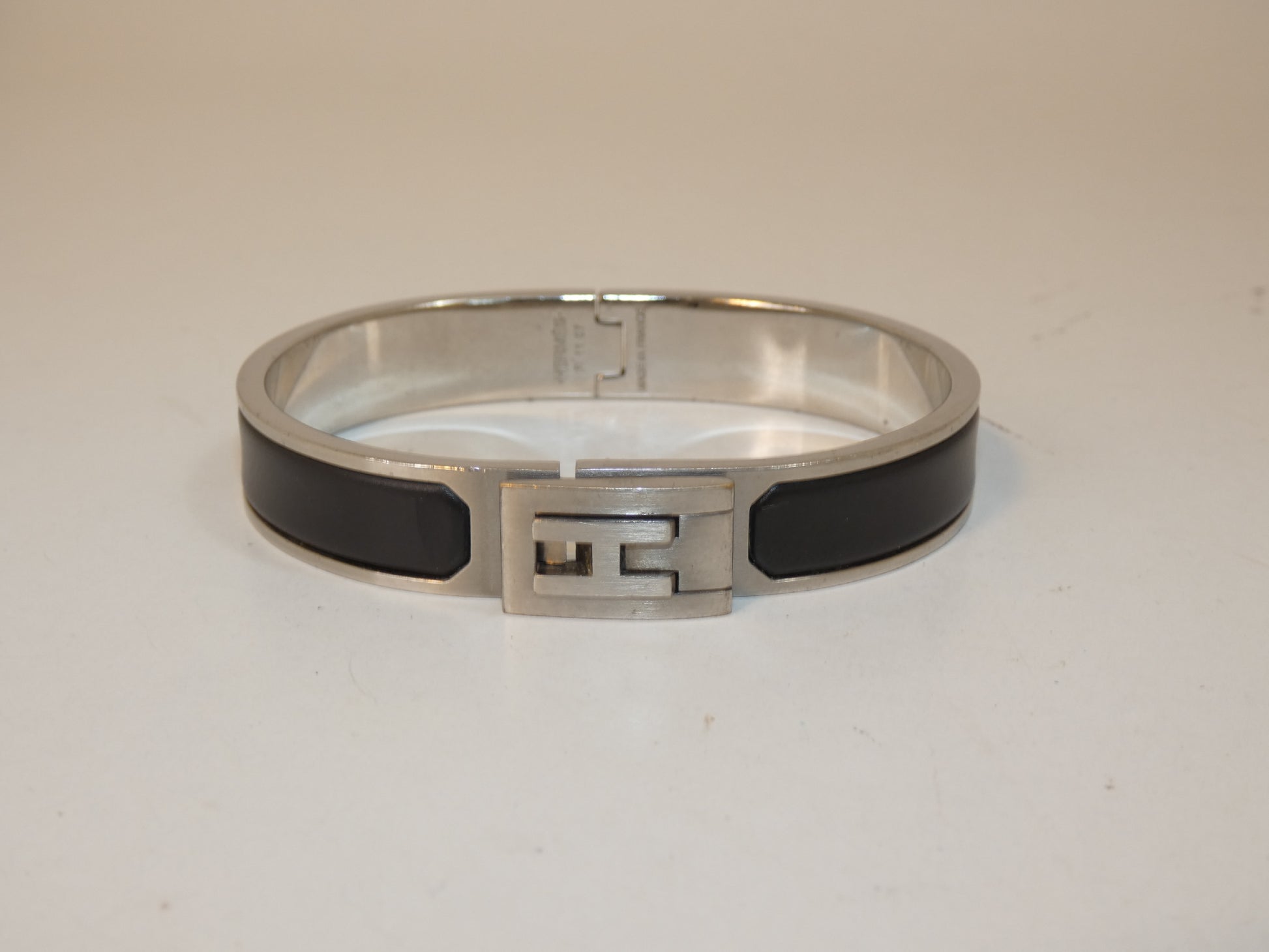HERMES Logo Jet Bracelet Bangle