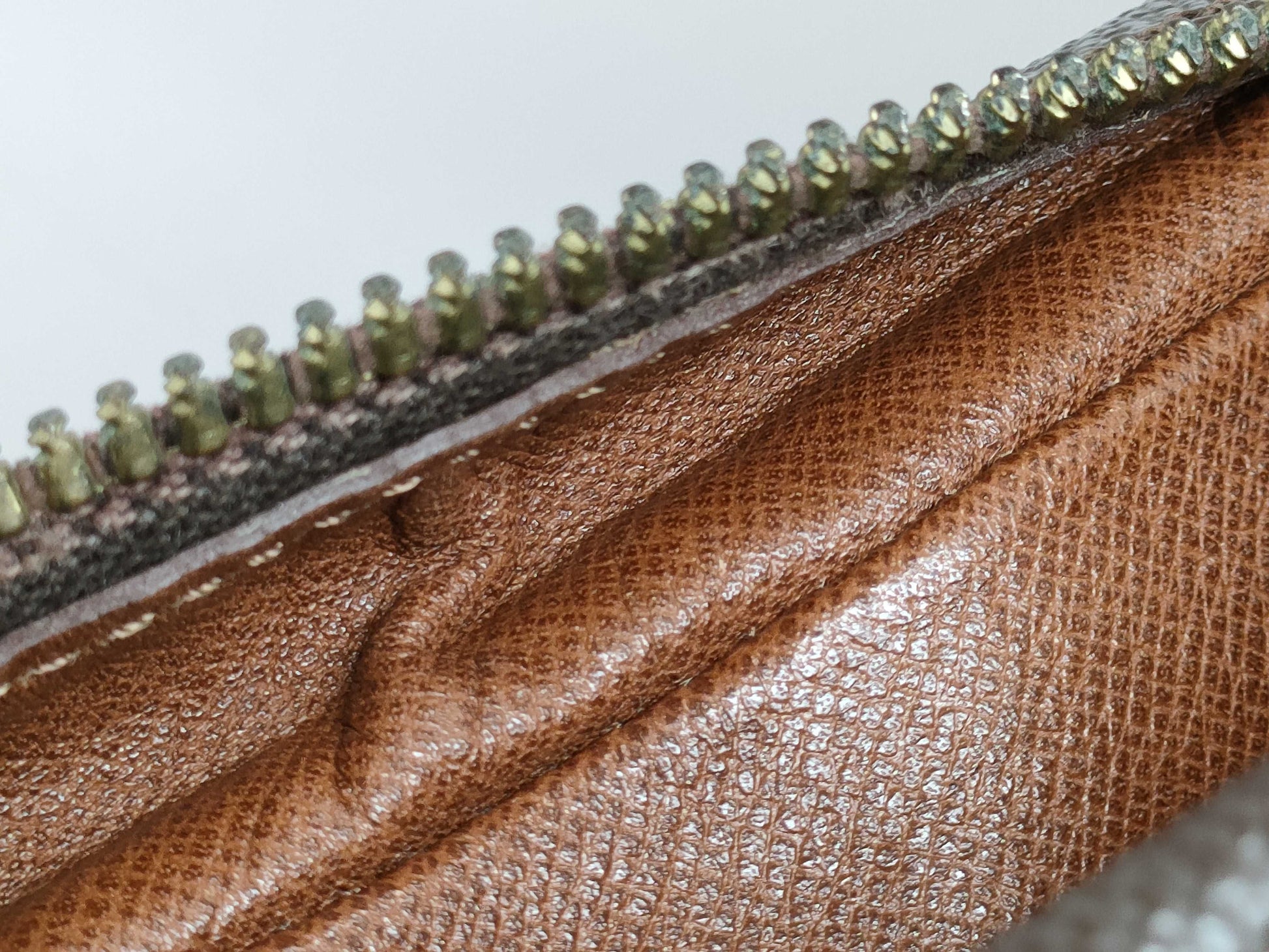 LOUIS VUITTON Compiegne Second Bag