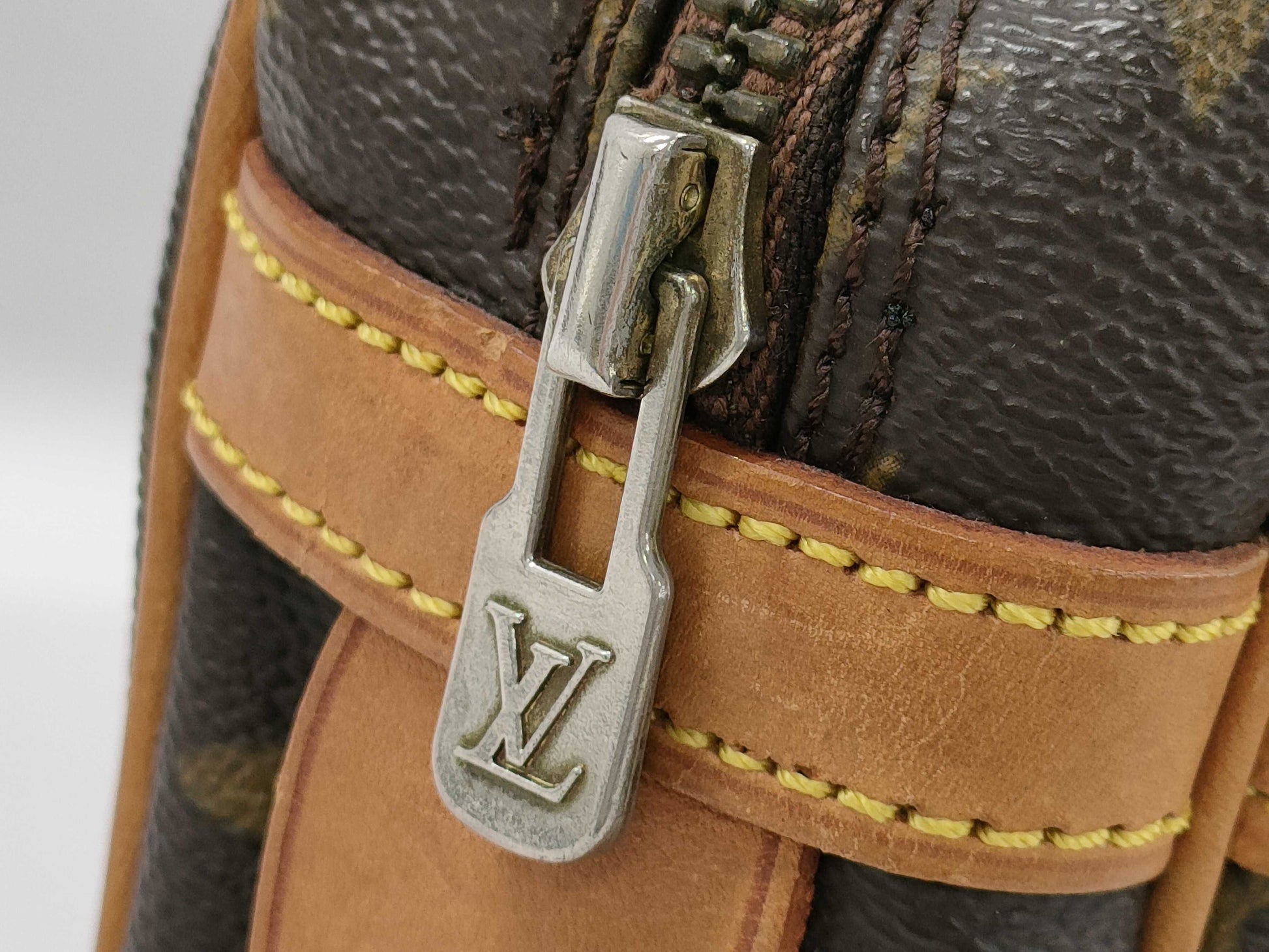 LOUIS VUITTON Compiegne Second Bag
