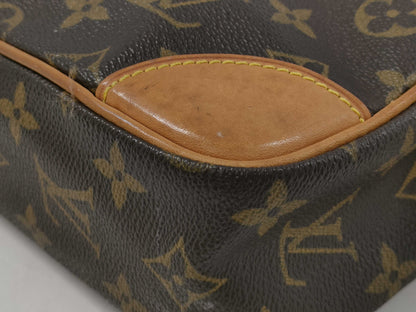 LOUIS VUITTON Compiegne Second Bag