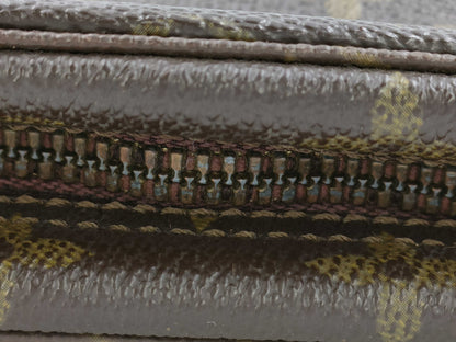 LOUIS VUITTON True Toilet Second Bag