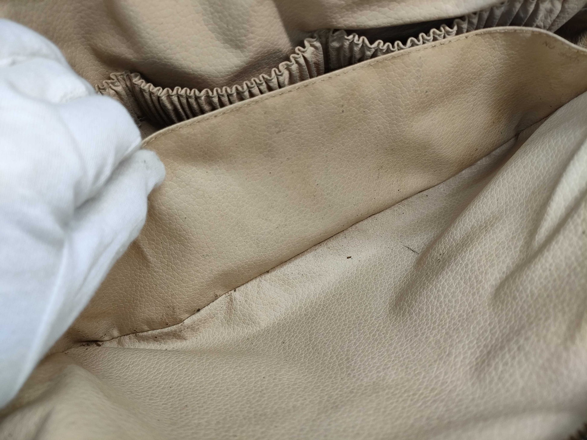 LOUIS VUITTON True Toilet Second Bag