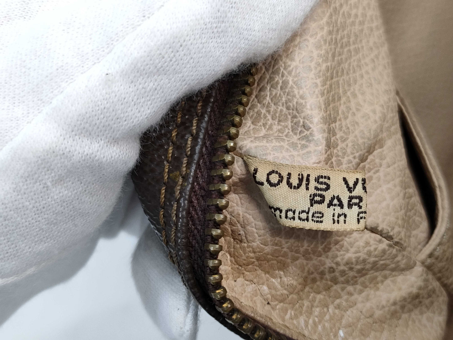 LOUIS VUITTON Monogram True Toilet Second Bag