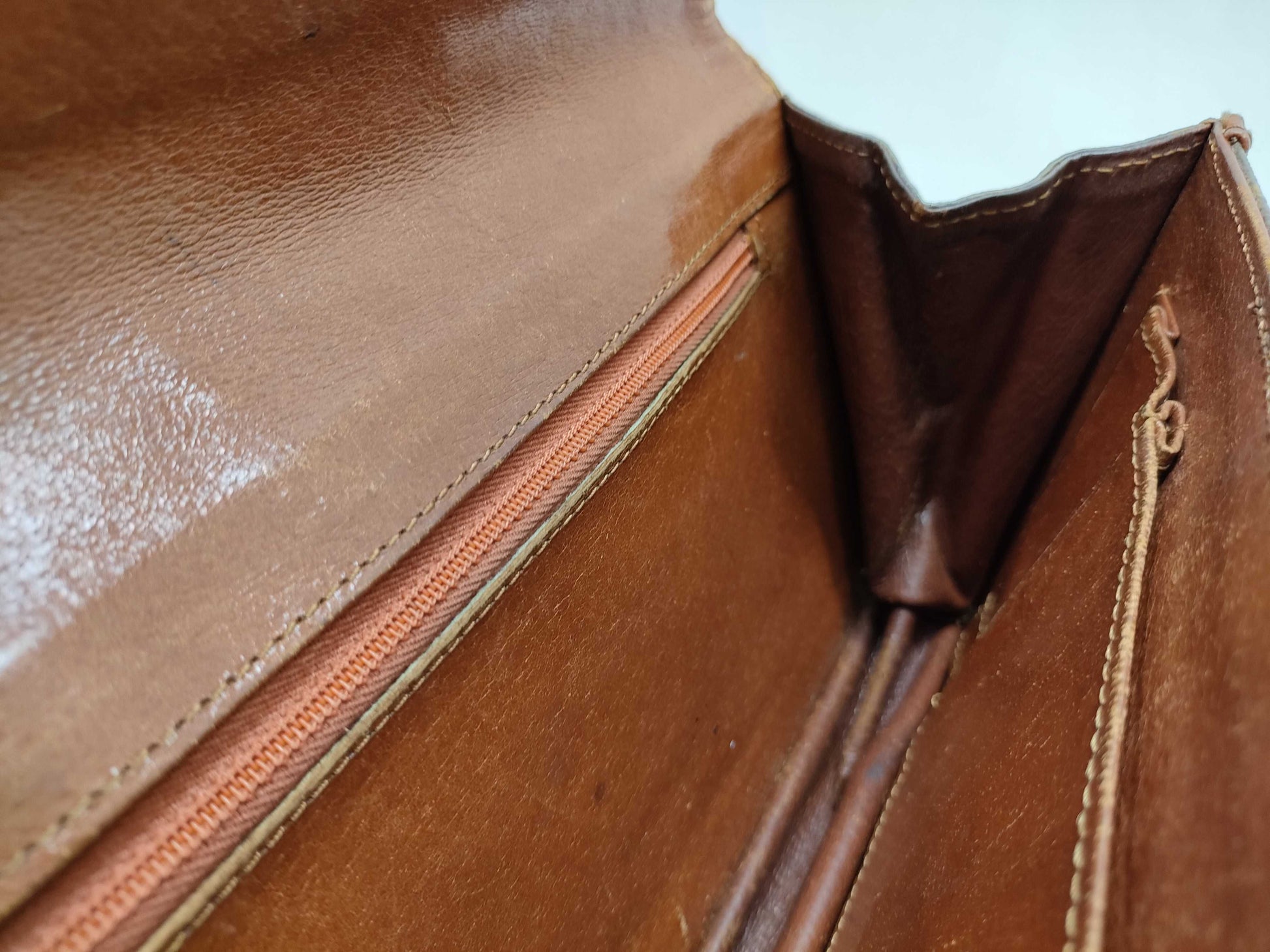LOUIS VUITTON Monogram LV Bag 