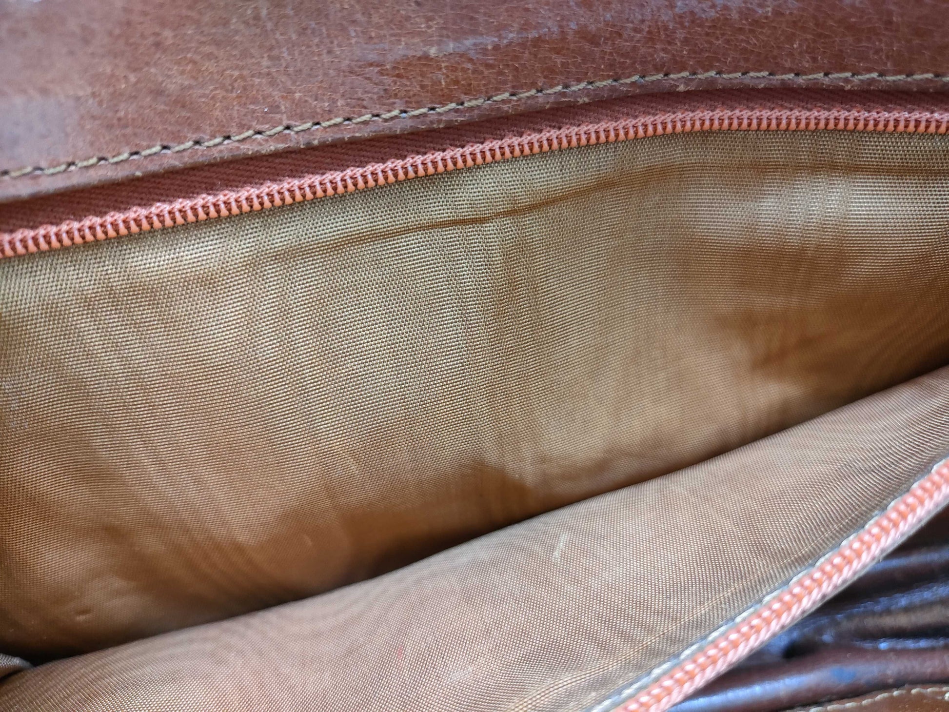 LOUIS VUITTON Monogram LV Bag 