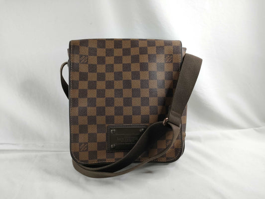 LOUIS VUITTON Damier Brooklyn PM N52120 CA1151 Shoulder Bag