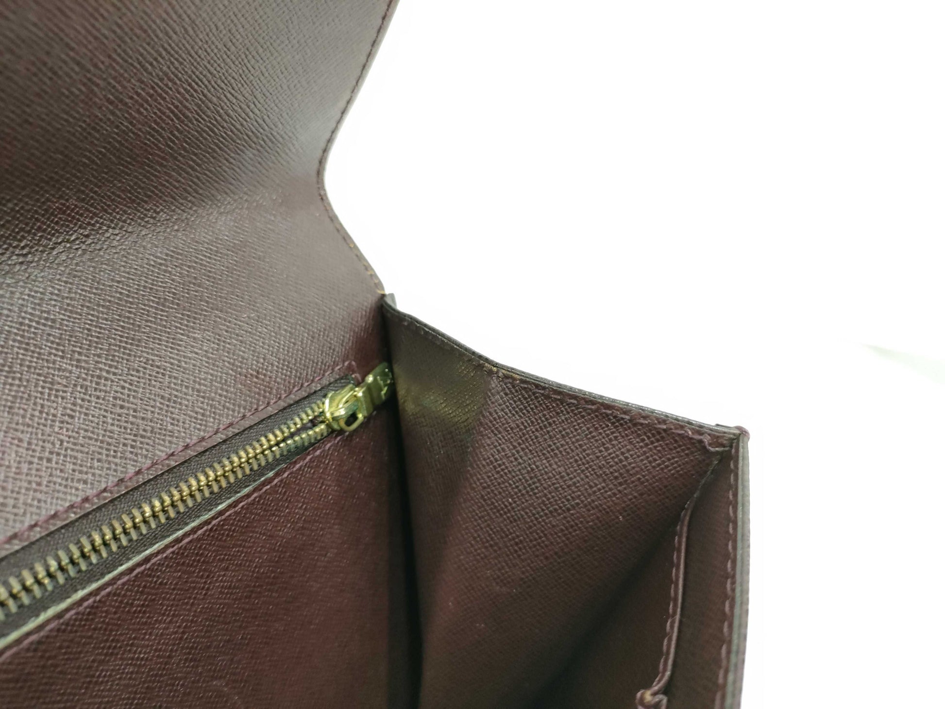 LOUIS VUITTON Taiga Clado M30196 Acajou Second Bag with Dust Bag