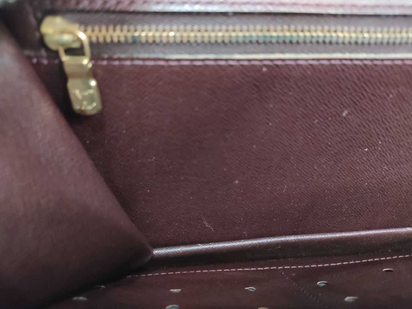 LOUIS VUITTON Taiga Clado M30196 Acajou Second Bag with Dust Bag