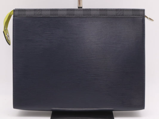 LOUIS VUITTON M67899 Epi Pochette Voyage Second Bag