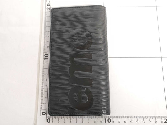 LOUIS VUITTON Epi Leather & Supreme Collaboration Portefeuille Brazza M67721/CA2107 Wallet with Box