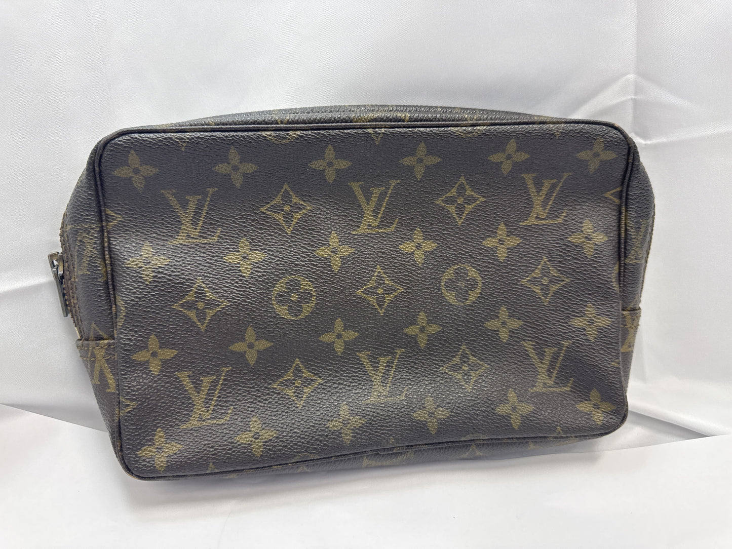 LOUIS VUITTON Truss Toilette 23 Second Bag