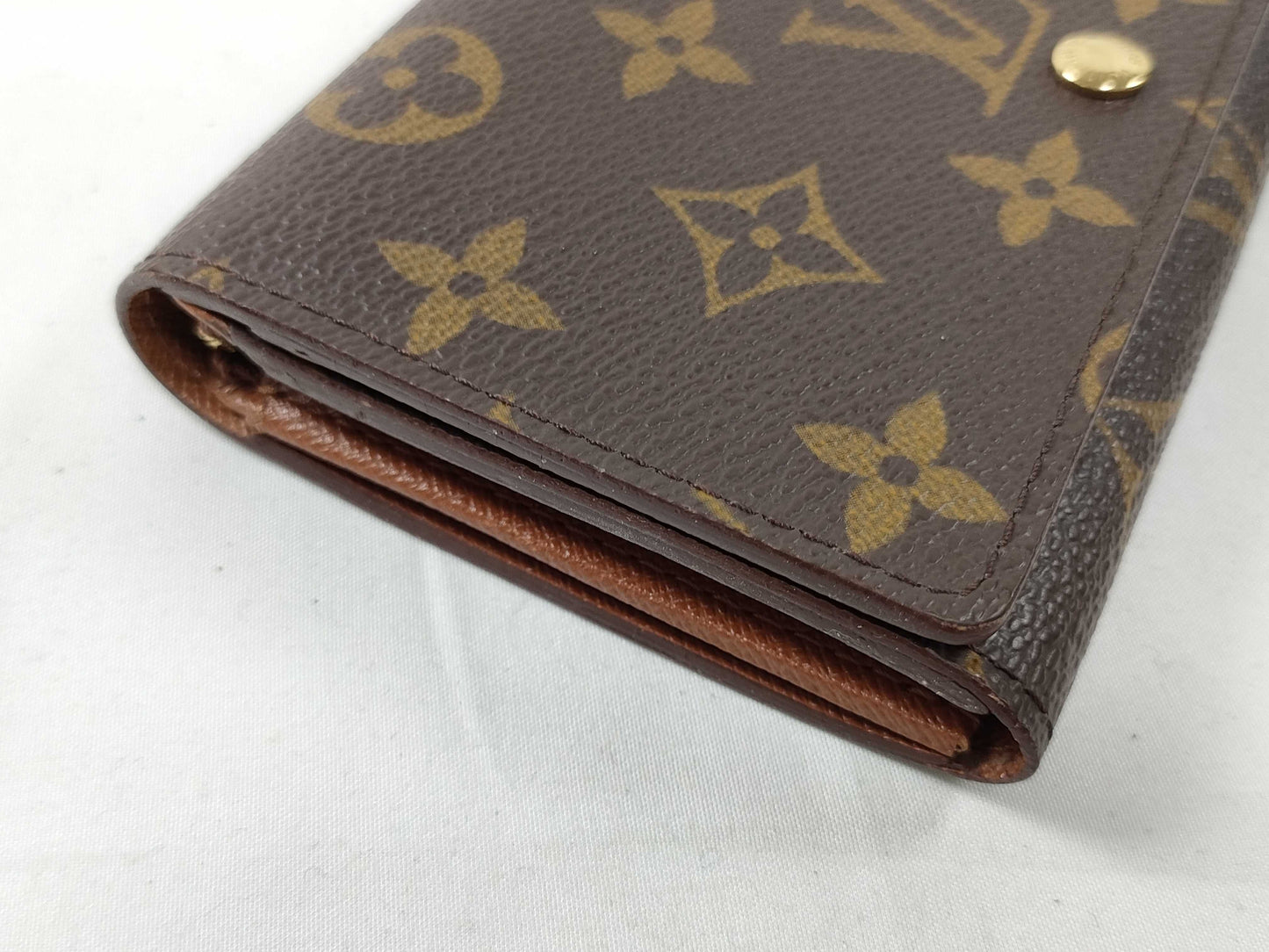 LOUIS VUITTON L Zipper Bi-Fold Wallet Monogram