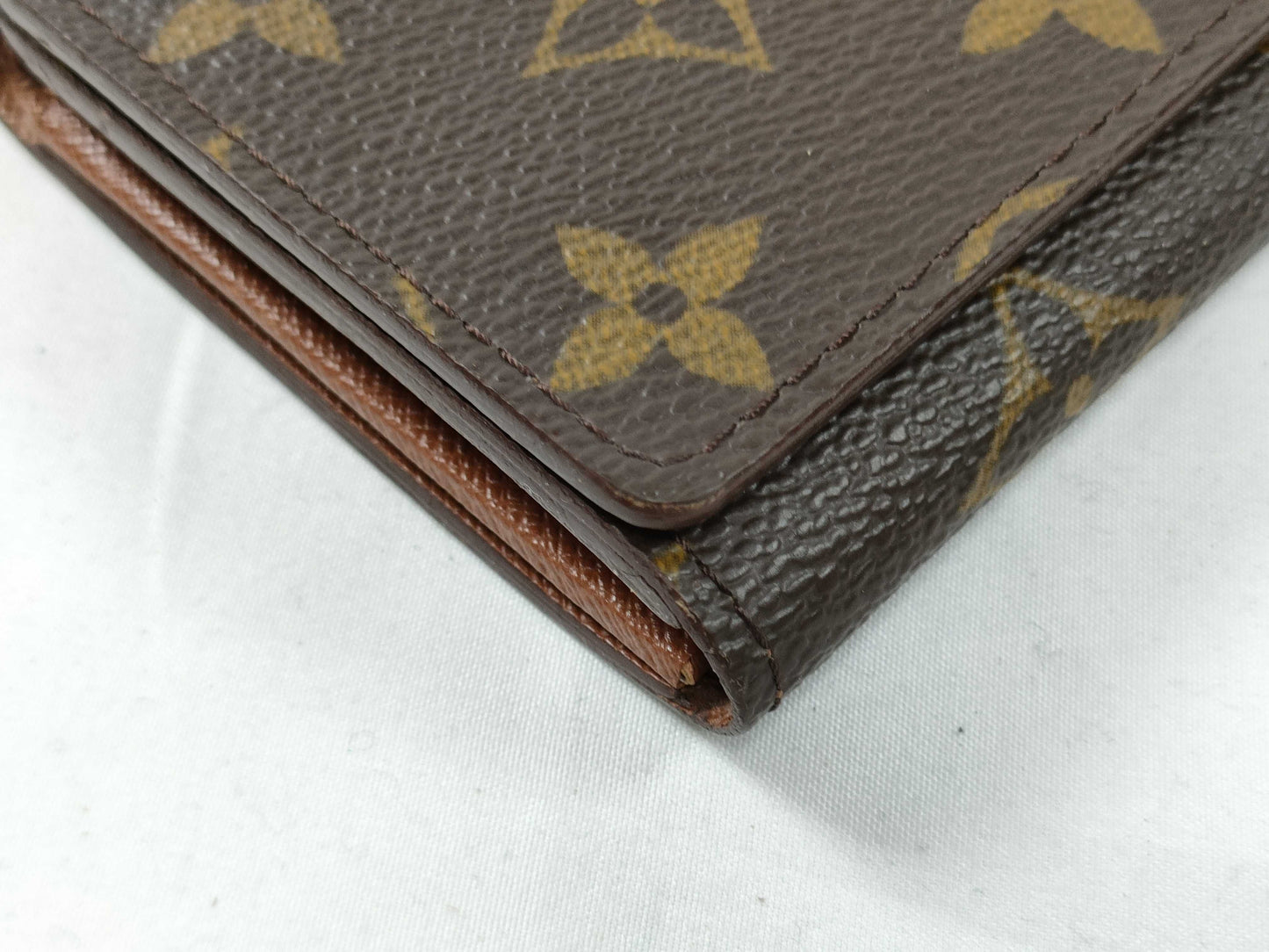 LOUIS VUITTON L Zipper Bi-Fold Wallet Monogram