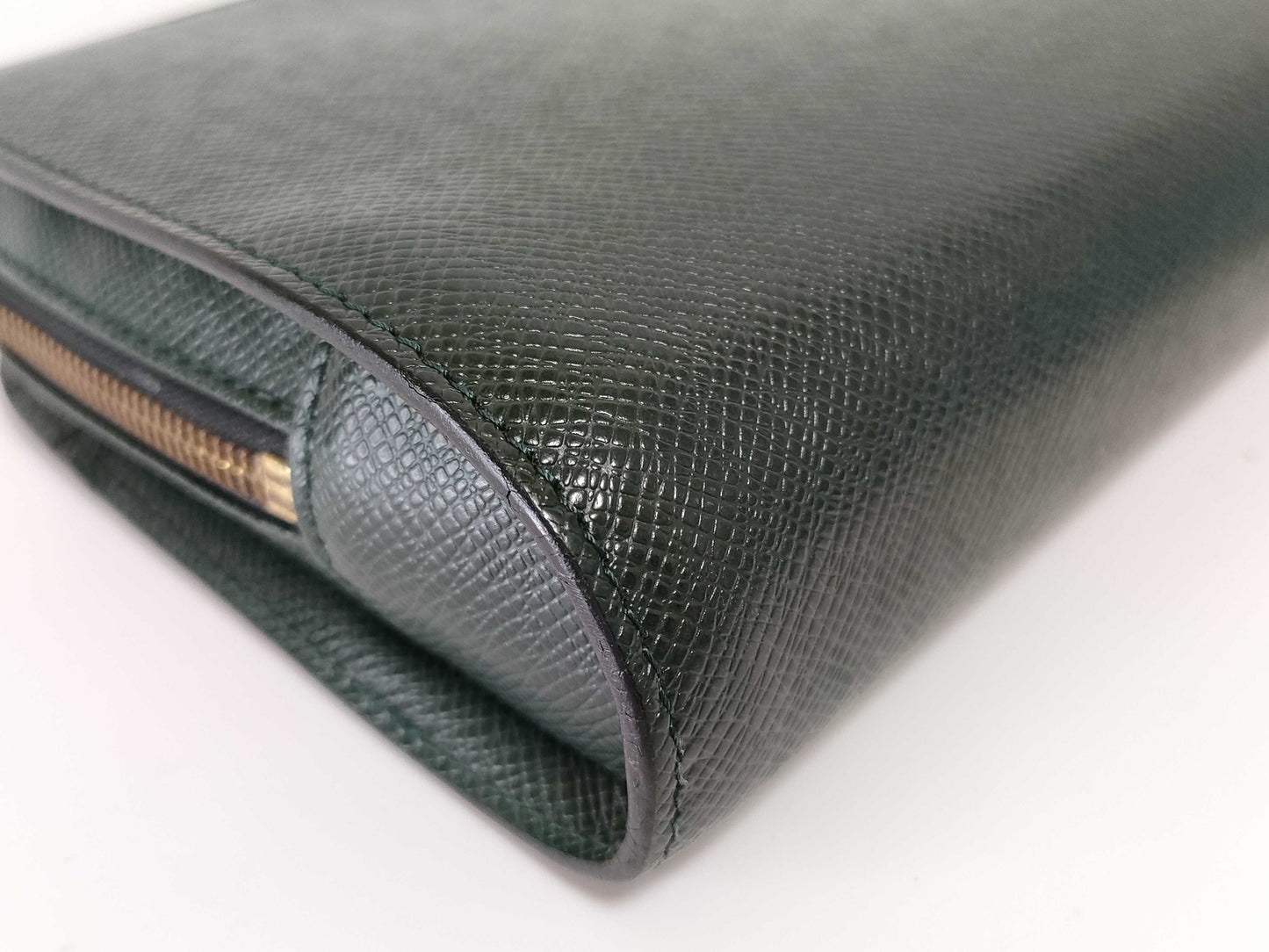 LOUIS VUITTON Taiga Baikal Clutch Bag Second Bag