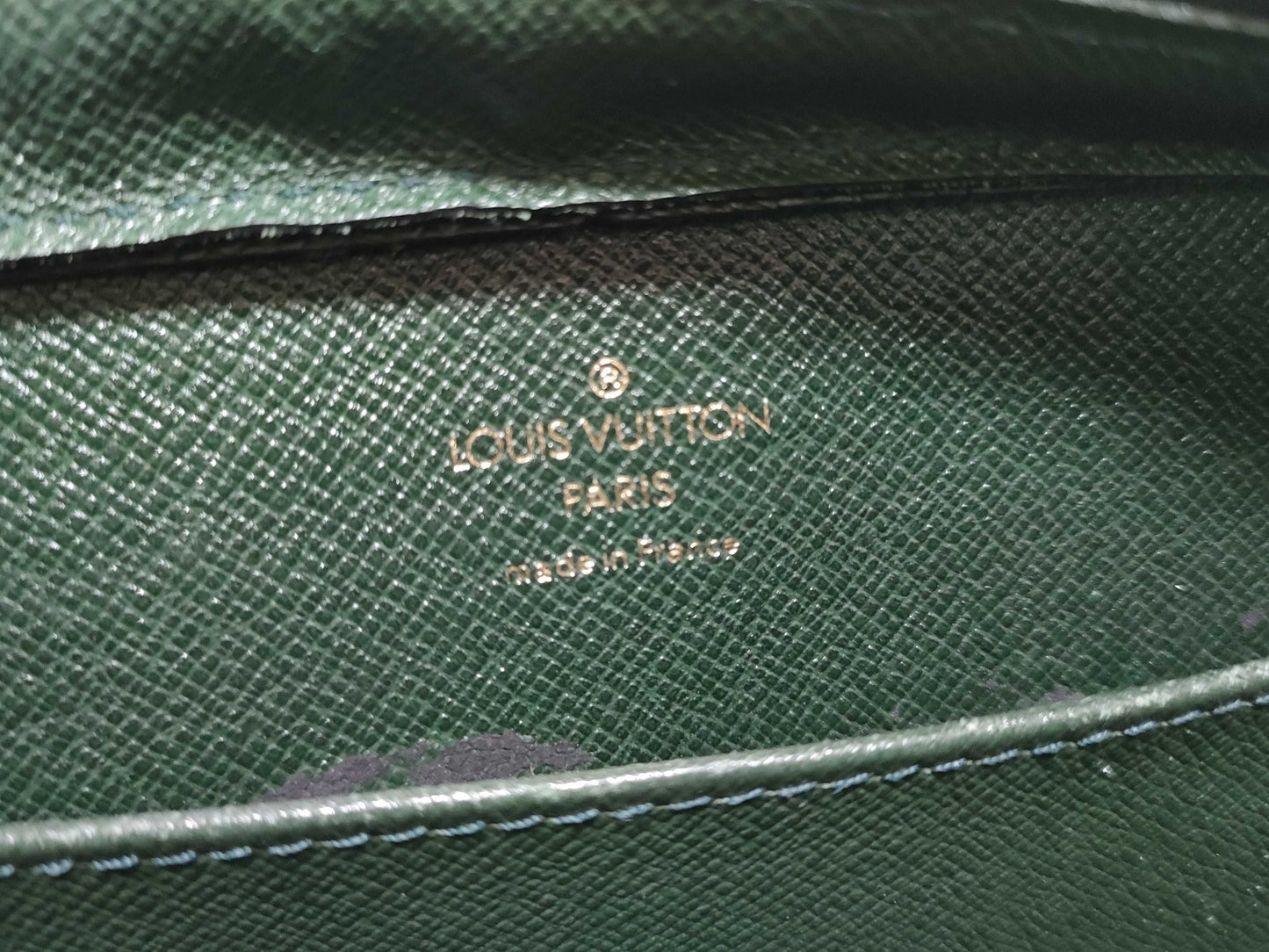 LOUIS VUITTON Taiga Baikal Clutch Bag Second Bag