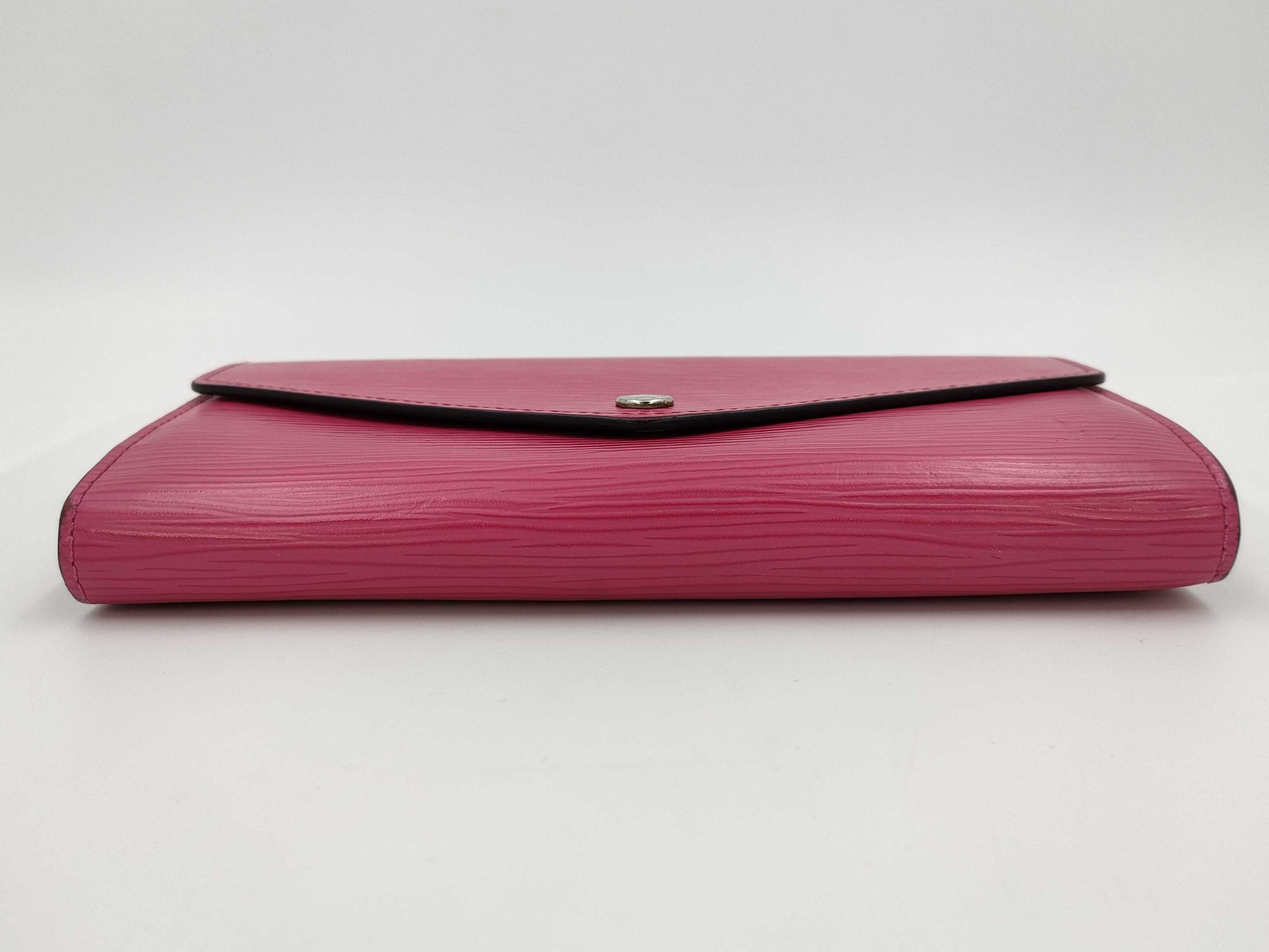 LOUIS VUITTON Louis Vuitton Epi Porte-Feuille Sara Wallet