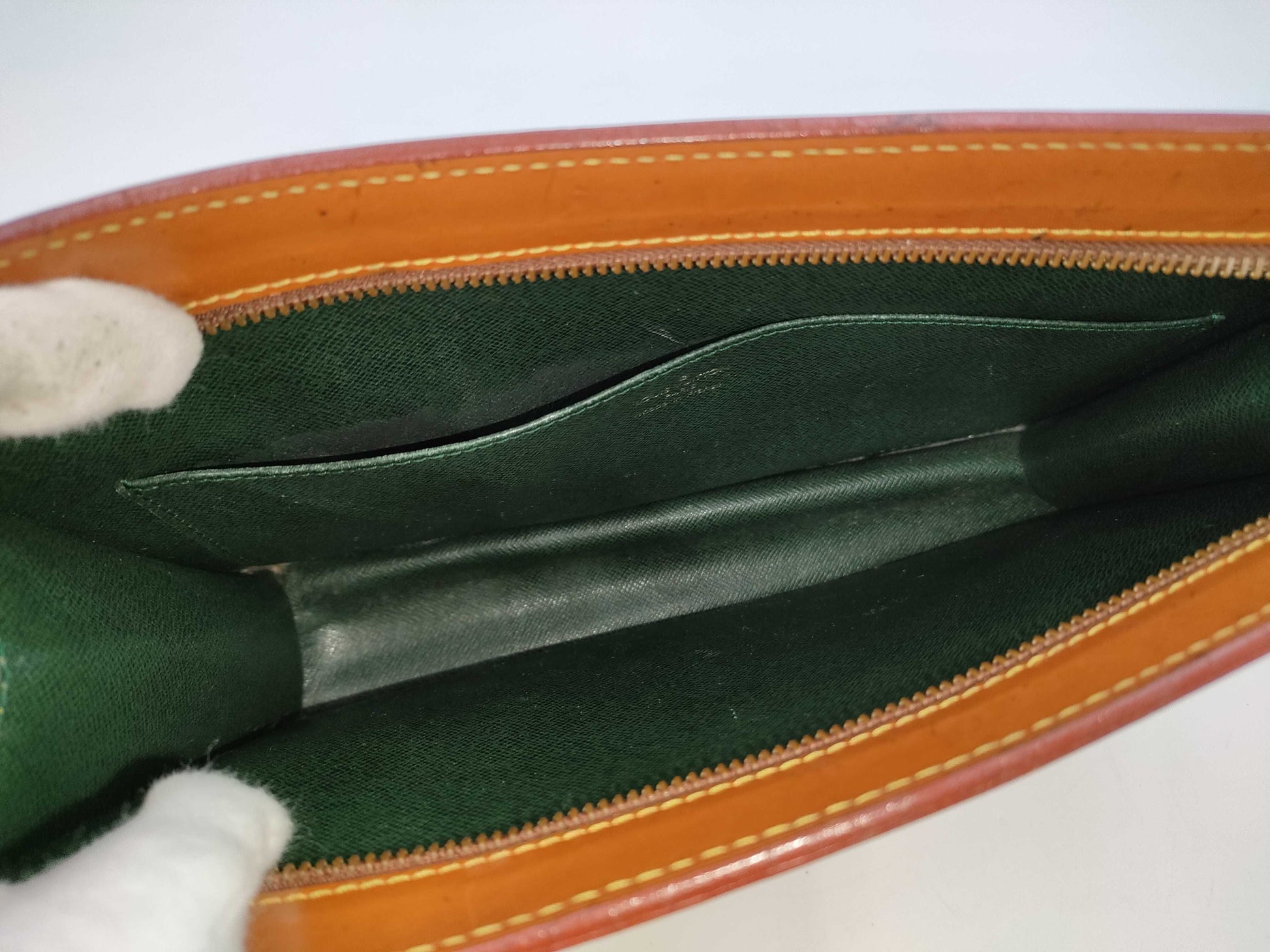 LOUIS VUITTON Epi Clutch Bag/Second Bag
