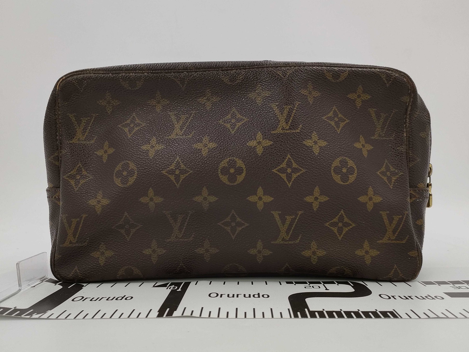 LOUIS VUITTON Monogram True Toilet 28 M47522 842 Second Bag