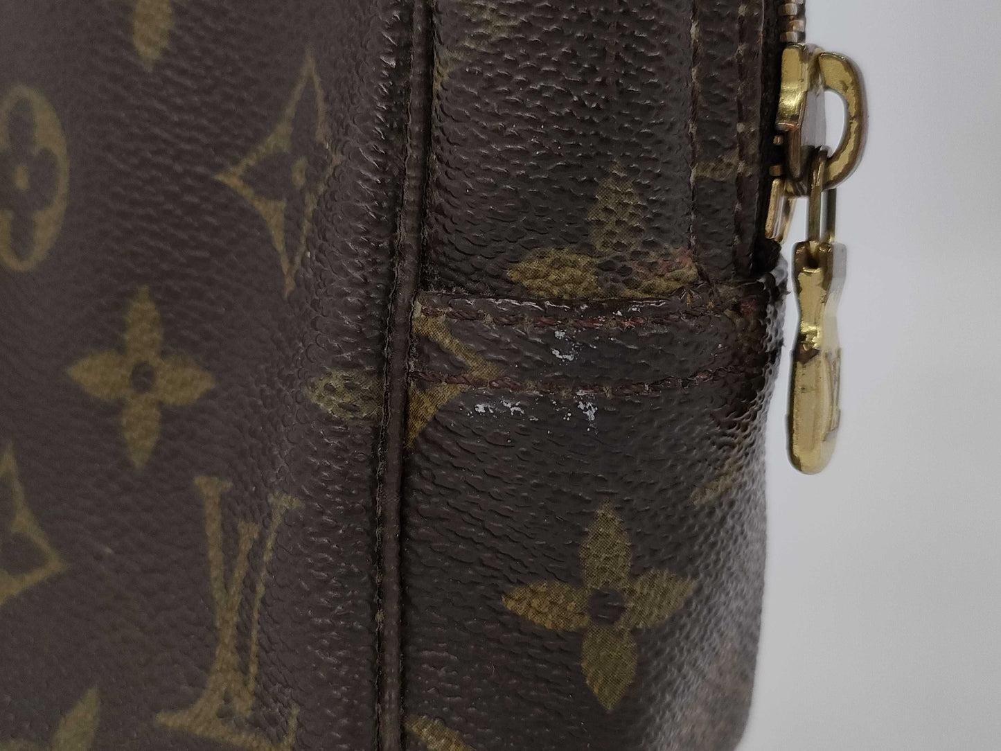 LOUIS VUITTON Monogram True Toilet 28 M47522 842 Second Bag
