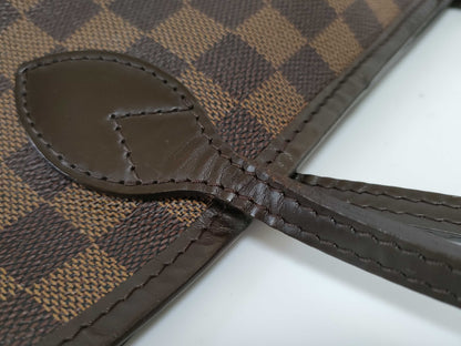 LOUIS VUITTON LV Neverfull Tote Bag