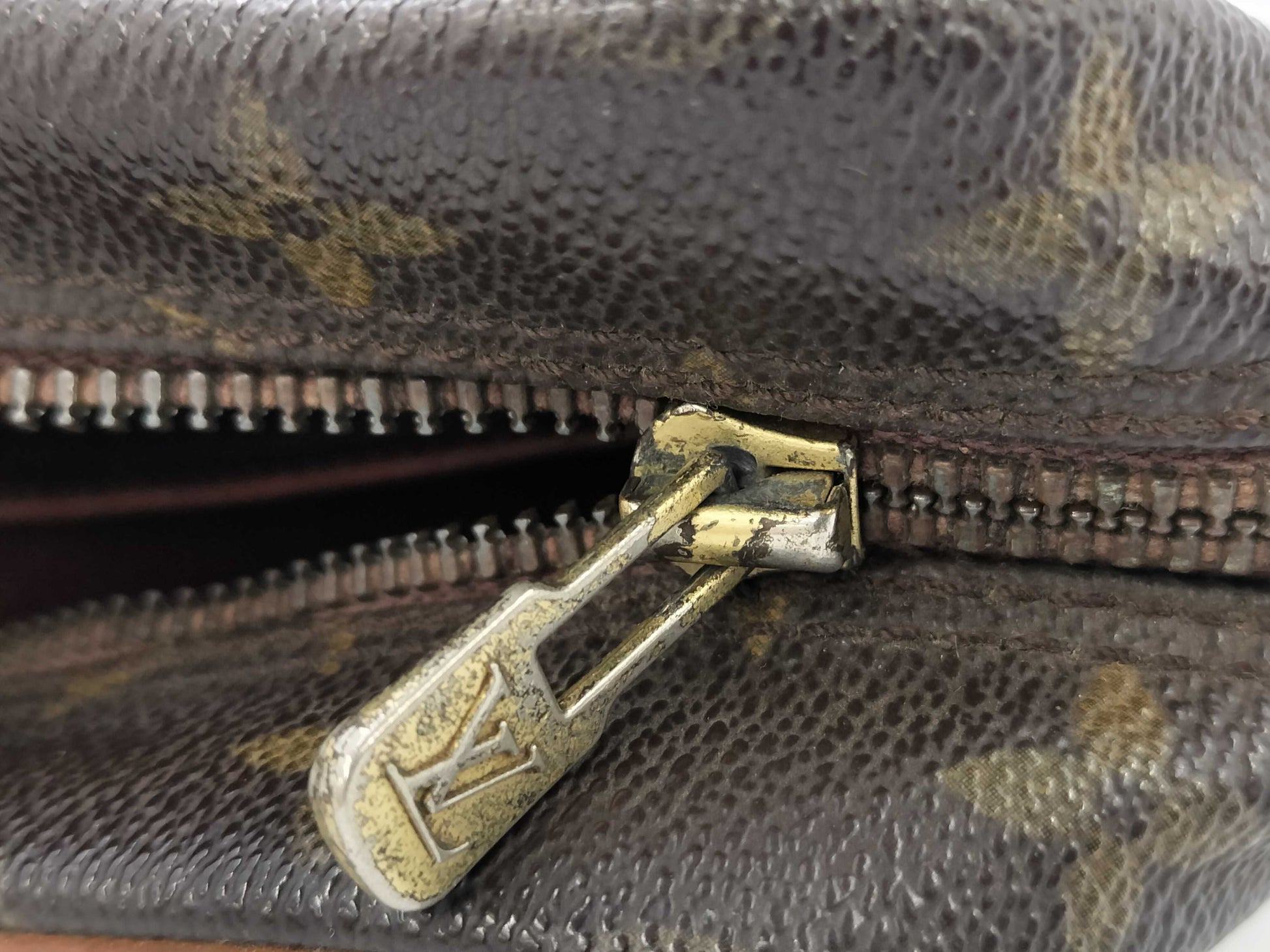 LOUIS VUITTON Monogram Shoulder Bag Louis Vuitton Second Bag