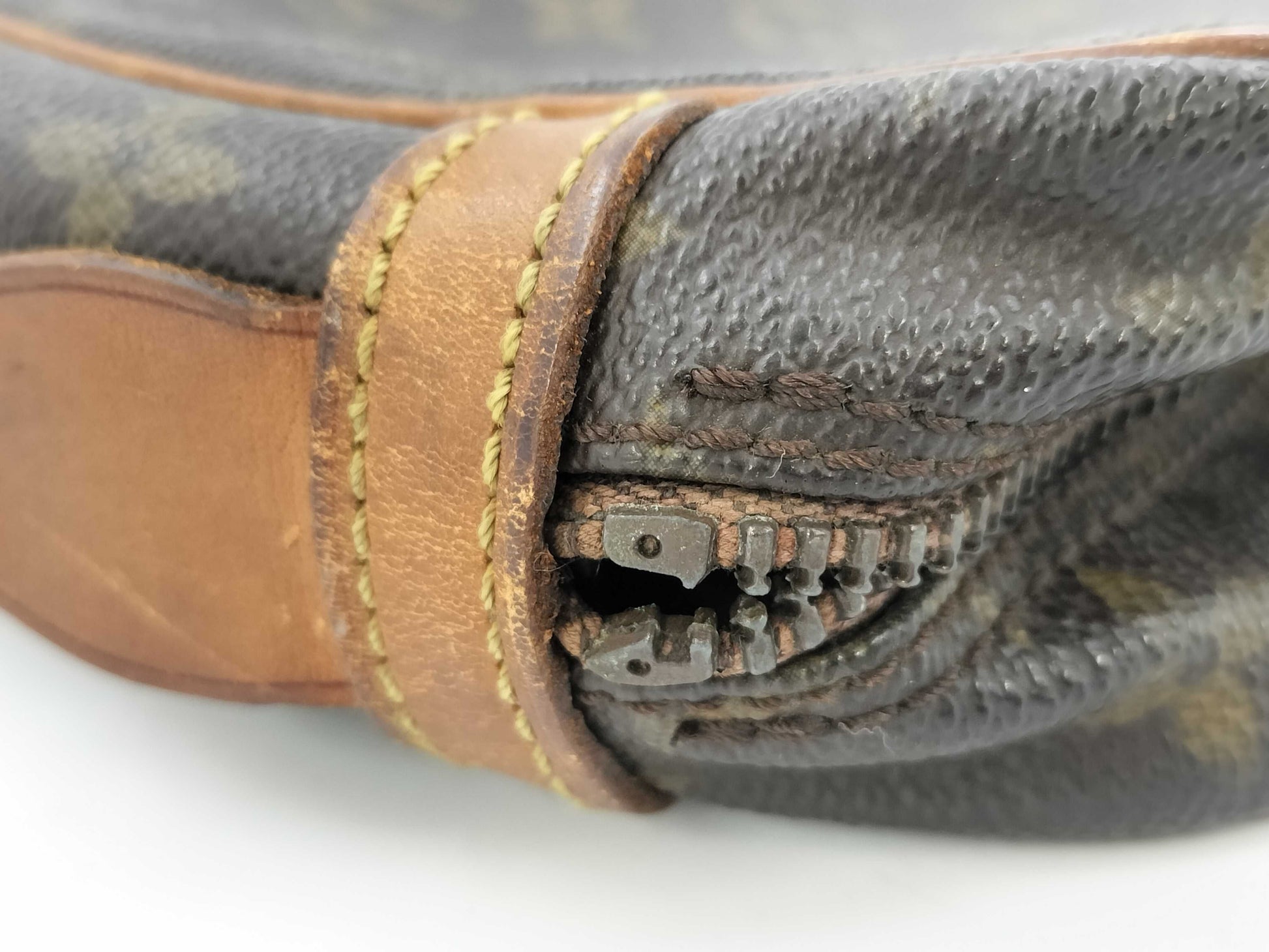 LOUIS VUITTON Monogram Shoulder Bag Louis Vuitton Second Bag
