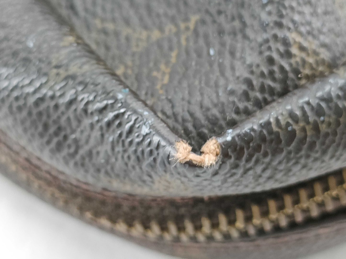 LOUIS VUITTON Monogram Louis Vuitton Bag Second Bag