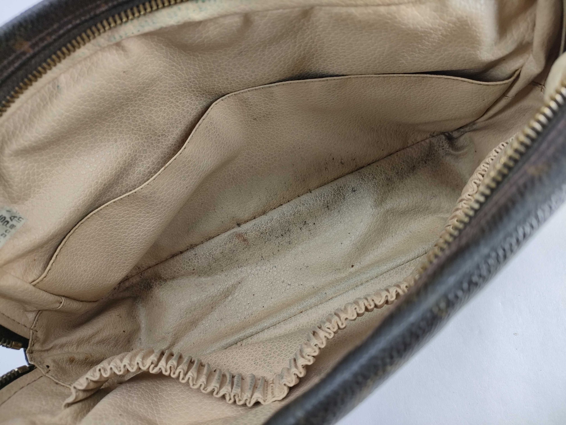 LOUIS VUITTON Monogram Louis Vuitton Bag Second Bag
