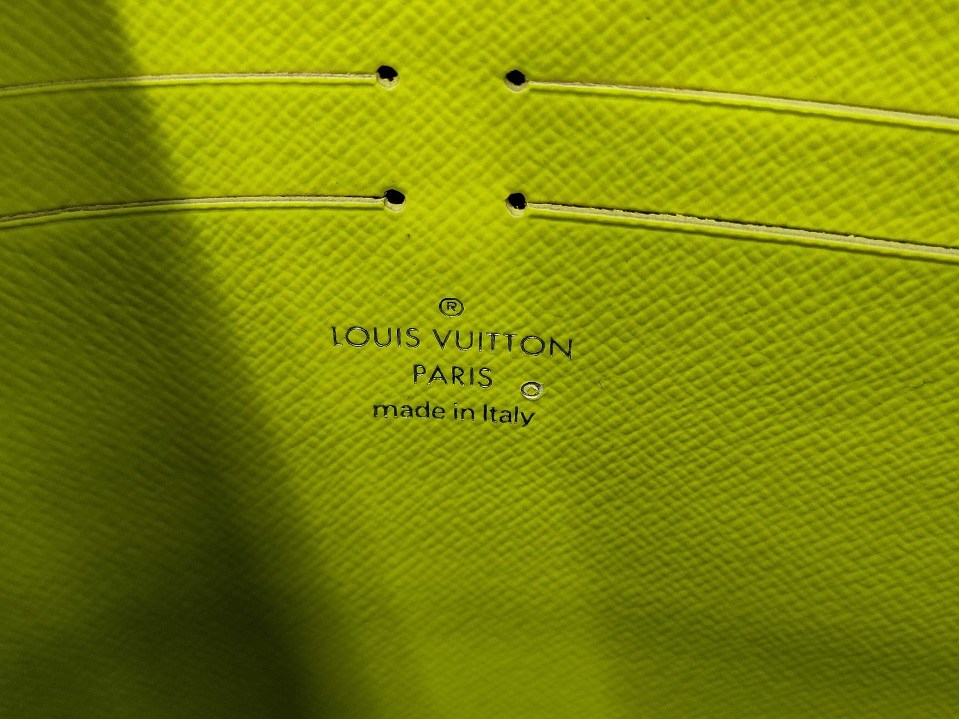 LOUIS VUITTON Pochette Voyage Second Bag